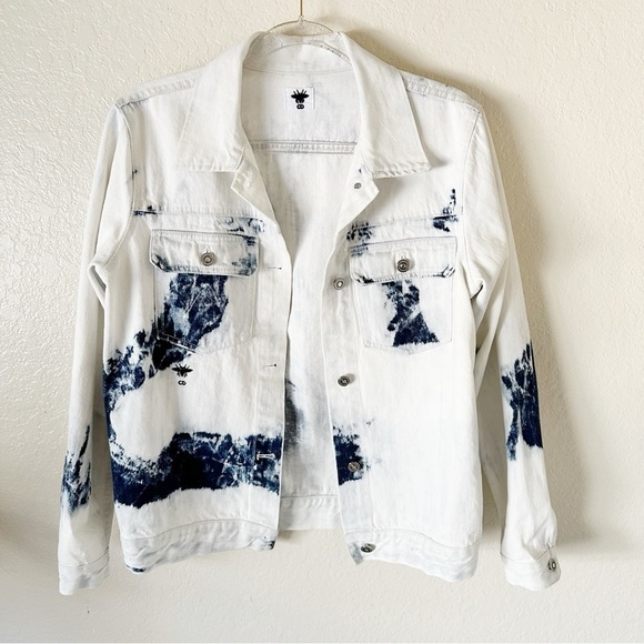 Authentic CHRISTIAN DIOR 2020 Printed Denim Jacket size 4 - Picture 10 of 13